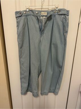 Universal Thread Light Blue High-Rise Denim Pants